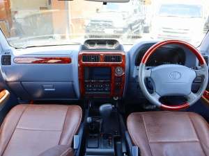 ランクルプラド95系キャンプ　アウトドア　レジャー　４ＷＤ　ＳＵＶ