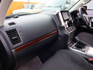 ランクル２００キャンプ　アウトドア　レジャー　４ＷＤ　ＳＵＶ