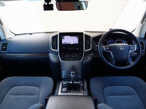 ランクル２００キャンプ　アウトドア　レジャー　４ＷＤ　ＳＵＶ