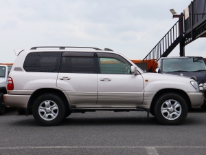 ランクル１００キャンプ　アウトドア　レジャー　４ＷＤ　ＳＵＶ