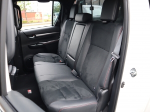 ハイラックスキャンプ　アウトドア　レジャー　４ＷＤ　ＳＵＶ