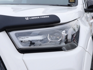 ハイラックスキャンプ　アウトドア　レジャー　４ＷＤ　ＳＵＶ