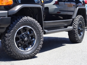 ＦＪクルーザーリフトアップ　SUV　アウトドア