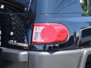 ＦＪクルーザーリフトアップ　SUV　アウトドア