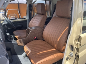 ランクル７０キャンプ　アウトドア　SUV