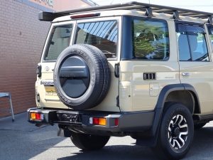 ランクル７０キャンプ　アウトドア　SUV
