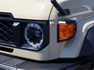 ランクル７０キャンプ　アウトドア　SUV