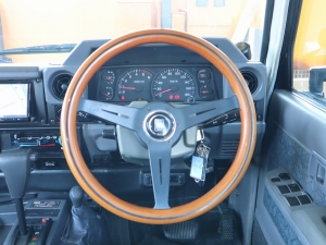 ランクル７０キャンプ　アウトドア　レジャー　４ＷＤ　ＳＵＶ