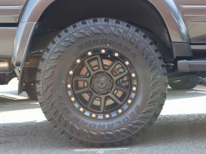 ランクル８０キャンプ　アウトドア　レジャー　４ＷＤ　ＳＵＶ