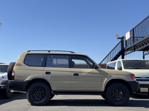ランクルプラド95系キャンプ　アウトドア　レジャー　４ＷＤ　ＳＵＶ