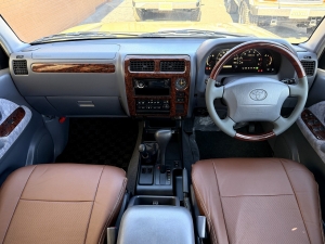 ランクルプラド95系キャンプ　アウトドア　レジャー　４ＷＤ　ＳＵＶ