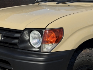 ランクルプラド95系キャンプ　アウトドア　レジャー　４ＷＤ　ＳＵＶ