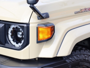 ランクル７０キャンプ　アウトドア　レジャー　４ＷＤ　ＳＵＶ