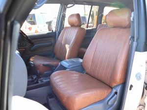 ランクルプラドキャンプ　アウトドア　レジャー　４ＷＤ　ＳＵＶ
