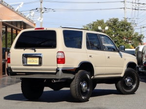 ハイラックスサーフキャンプ　アウトドア　レジャー　４ＷＤ　ＳＵＶ