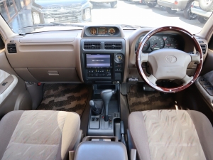 ランクルプラドキャンプ　アウトドア　レジャー　４ＷＤ　ＳＵＶ