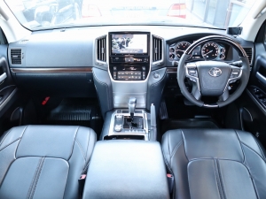 ランクル２００キャンプ　アウトドア　レジャー　４ＷＤ　ＳＵＶ