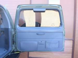ランクルプラドキャンプ　車中泊　丸目フェイス