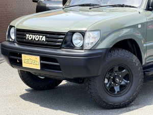 ランクルプラドキャンプ　車中泊　丸目フェイス