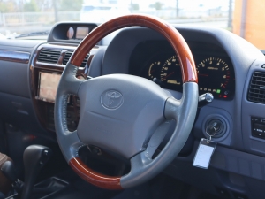 ランクルプラドキャンプ　アウトドア　レジャー　４ＷＤ　ＳＵＶ