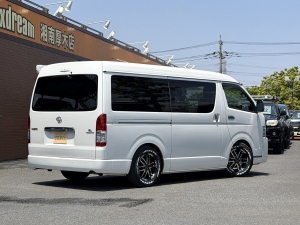 ハイエースワゴンキャンプ　アウトドア　レジャー　2ＷＤ　ＳＵＶ
