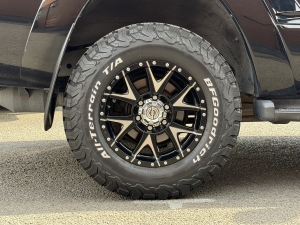 ハイラックスサーフ街乗り　燃費のいい2WD