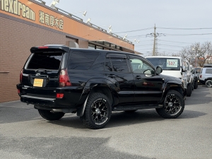 ハイラックスサーフ街乗り　燃費のいい2WD