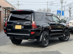 ハイラックスサーフ街乗り　燃費のいい2WD