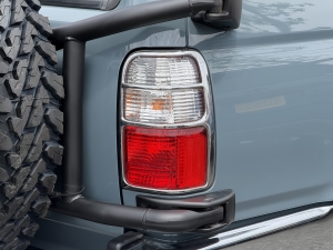 ハイラックスサーフキャンプ　アウトドア　レジャー　４ＷＤ　ＳＵＶ