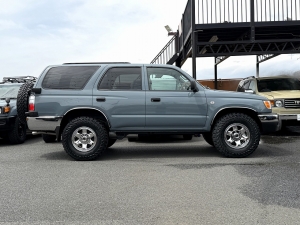 ハイラックスサーフキャンプ　アウトドア　レジャー　４ＷＤ　ＳＵＶ