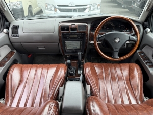 ハイラックスサーフキャンプ　アウトドア　レジャー　４ＷＤ　ＳＵＶ