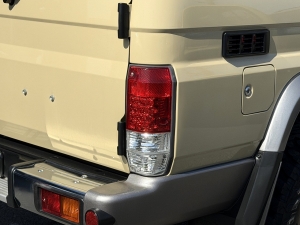 ランクル７０キャンプ　アウトドア　レジャー　４ＷＤ　ＳＵＶ
