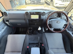 ランクル７０キャンプ　アウトドア　レジャー　４ＷＤ　ＳＵＶ
