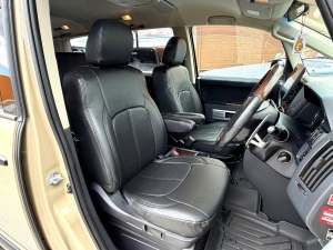 デリカＤ５キャンプ　アウトドア　４ＷＤ　ＳＵＶ