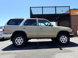 ハイラックスサーフキャンプ　アウトドア　レジャー　４ＷＤ　ＳＵＶ