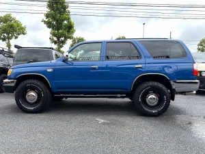 ハイラックスサーフキャンプ　アウトドア　レジャー　４ＷＤ　ＳＵＶ