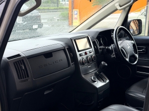 デリカＤ５キャンプ　アウトドア　レジャー　４ＷＤ　ＳＵＶ