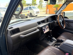 ランクル８０キャンプ　アウトドア　レジャー　４ＷＤ　ＳＵＶ