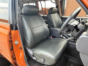 ランクル８０キャンプ　アウトドア　レジャー　４ＷＤ　ＳＵＶ