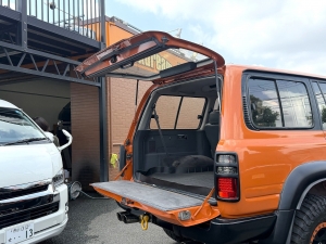 ランクル８０キャンプ　アウトドア　レジャー　４ＷＤ　ＳＵＶ