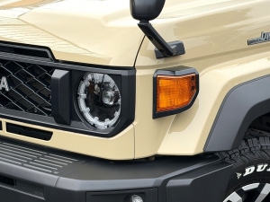 ランクル７０キャンプ　アウトドア　レジャー　４ＷＤ　ＳＵＶ