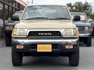 ハイラックスサーフキャンプ　アウトドア　レジャー　４ＷＤ　ＳＵＶ