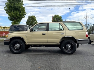 ハイラックスサーフキャンプ　アウトドア　レジャー　４ＷＤ　ＳＵＶ