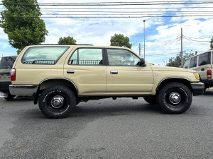 ハイラックスサーフキャンプ　アウトドア　レジャー　４ＷＤ　ＳＵＶ