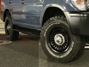 ランクルプラド95系アウトドア　キャンプ　車中泊　バンライフ　１BOX　ベッド　キャンピングカー