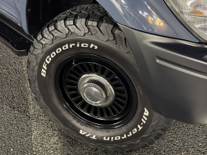 ランクルプラド95系アウトドア　キャンプ　車中泊　バンライフ　１BOX　ベッド　キャンピングカー
