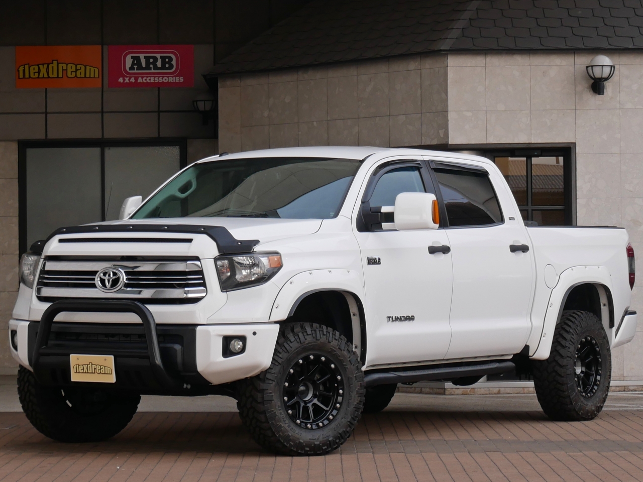 タンドラ　４ＷＤ