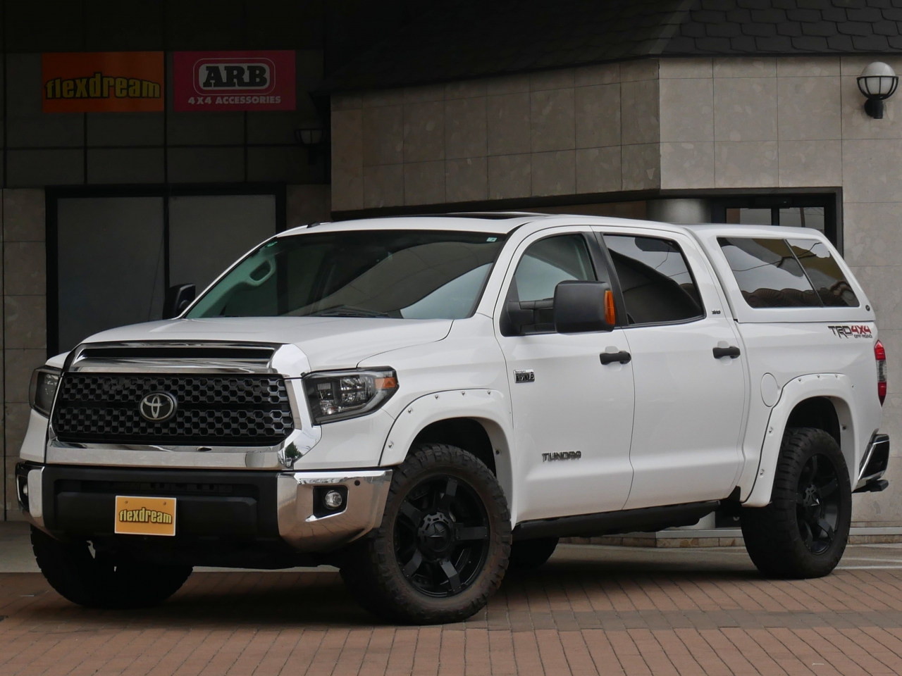 タンドラ　４ＷＤ