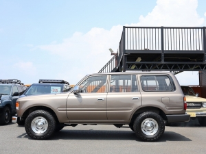 ランクル８０丸目フェイス　FD-classic