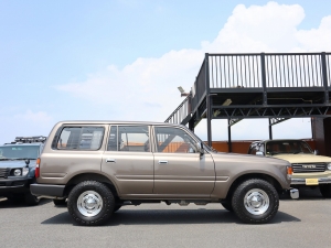 ランクル８０丸目フェイス　FD-classic
